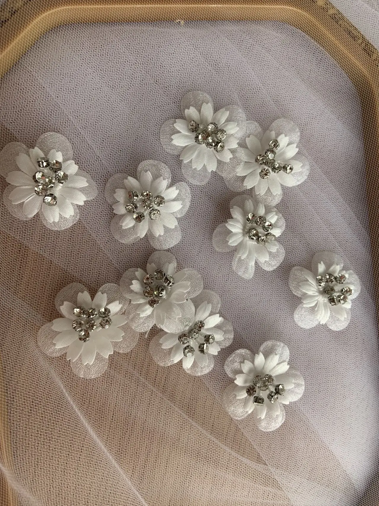 

10 Pieces 3D Off White Flowers Applique,Beads Handmade Floral,Nave Blue Organza Patch for Clothing DIY,Pink Wedding Sewing