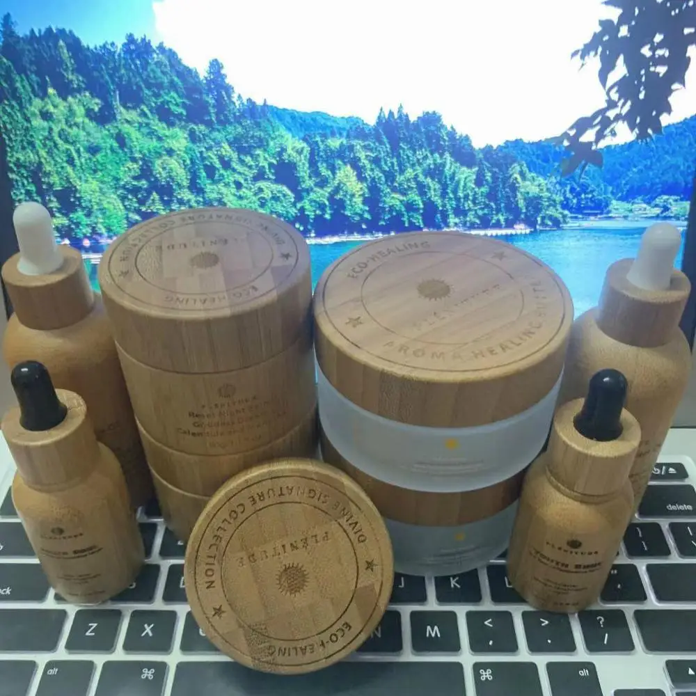 100pcs 5g15g 30g 50g 100g Recycled Frosted Glass Jars With engraved Bamboo Lids,bamboo cosmetic jar glass for face cream packing