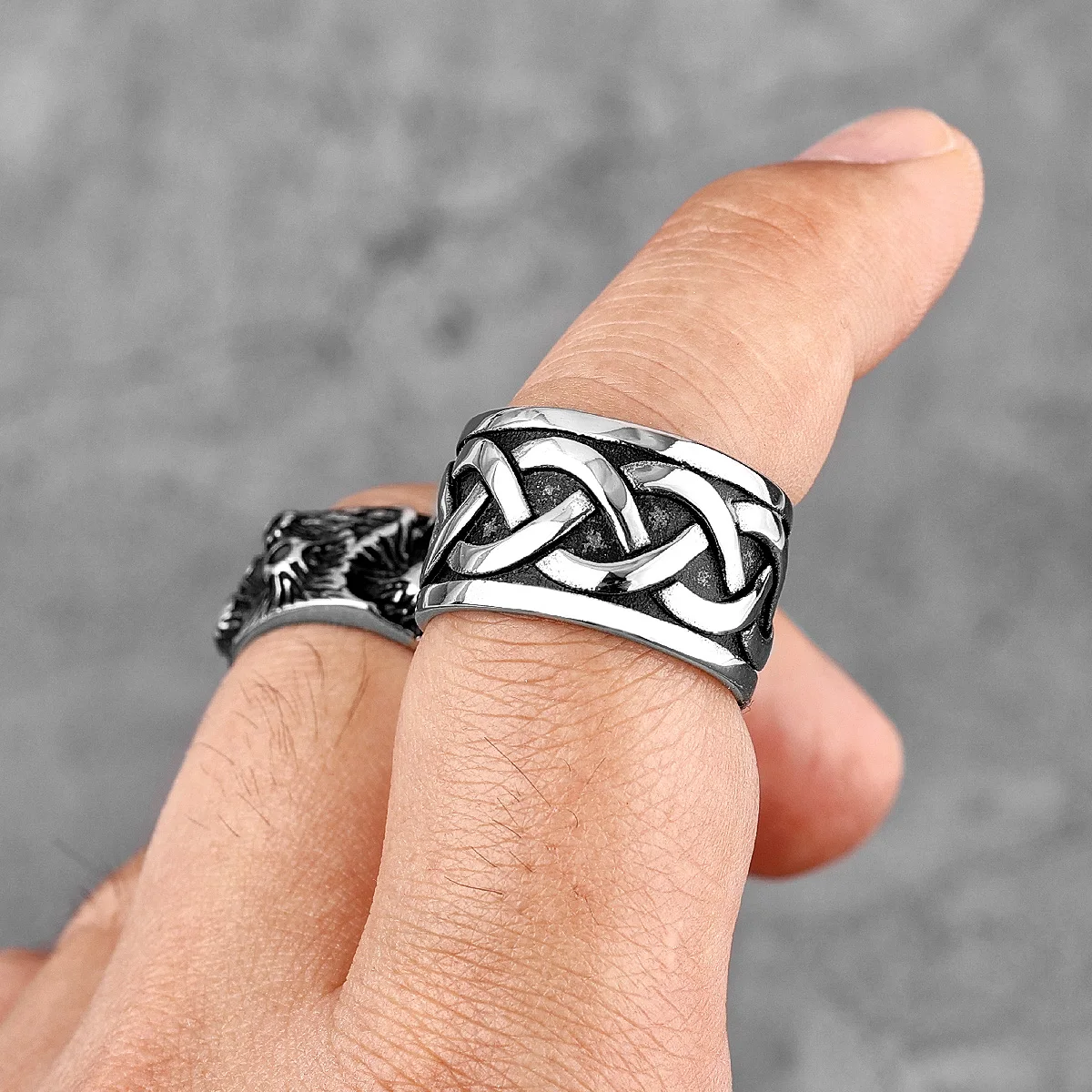Celtic Knot Interweave Stainless Steel Mens Rings Simple Unique Trendy for Male Boyfriend Jewelry Creativity Gift Wholesale