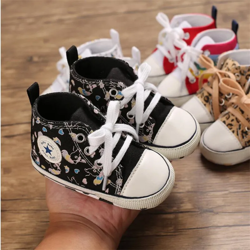 Baby Canvas Classic Sports Sneakers Newborn Baby Boys Girls Graffiti Star First Walkers Shoes Infant Toddler Anti-slip Baby Shoe