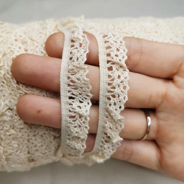 1CM Wide Beige Cotton Embroidered Stretch Lace Fabric Elastic Ruffle Trim Dresses Collar Cuffs Apparel Sewing Trimmings Decor