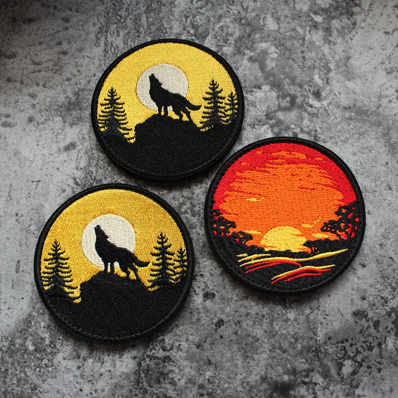 Full Embroidered Midnight Wolf Roar Jungle Sunrise Patch Forest Peak Camping Tent Twin Peaks DIY Tactics Badges for Clothing Bag