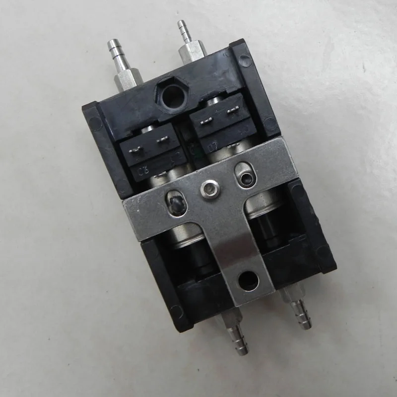 

ENM10133B ELECTROVALVES BLOCK 2.7 - 2.7 - 2.7 - 1.6 use for imaje S8 S4 S8C2 9040 inkjet coding printer