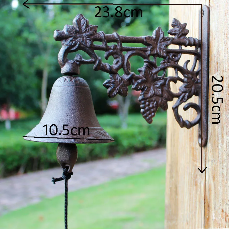 Cast Iron Wall Mounted Hand Cranking Bell Europeam Vintage Handmade Garden Decor Rustic Iron Welcome Door Bell room decoration