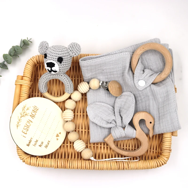 Bebe Regalo Baby Teething Toy Milestone Rattle Baby Wooden Teether Ring Rattle Pacifier Chain Comforting Towel Baby Gift Set