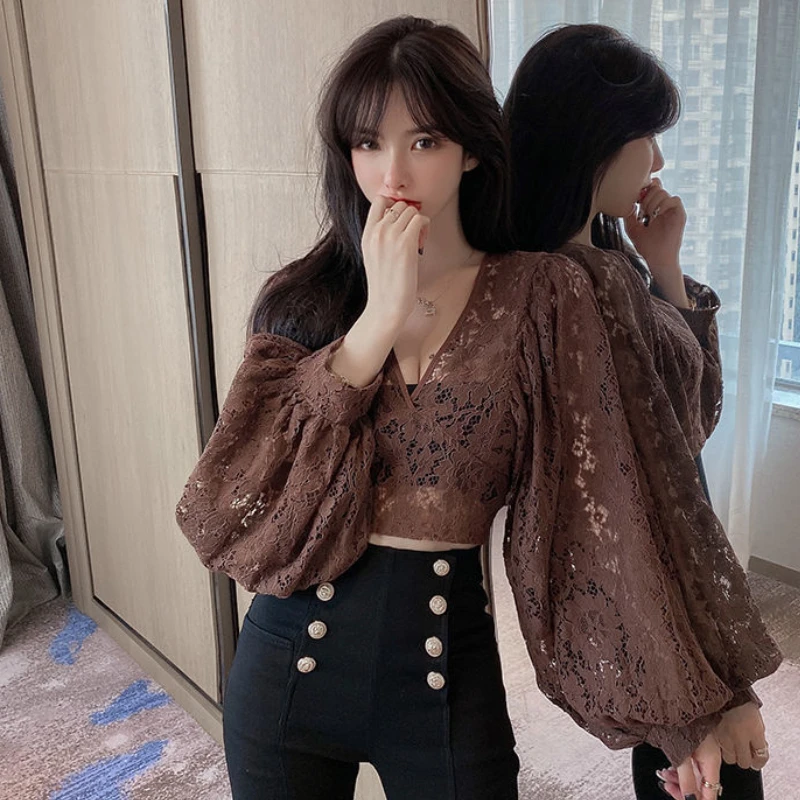 Blouse Women Summer Fashion Batwing Sleeve Lace Sexy V-neck Slim Mature Female Backless Office Party Leisure Streetwear Cozy