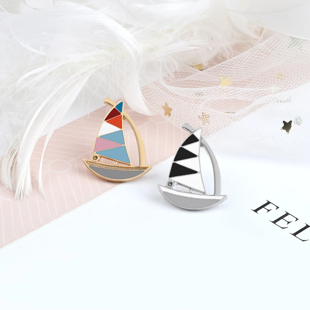 2-4Pcs/Set Female Sailboat Brooches Musical Note Enamel Advertising Slogan Pins Cactus Ghost Pumpkins Cats Mouses Badges Jewelry