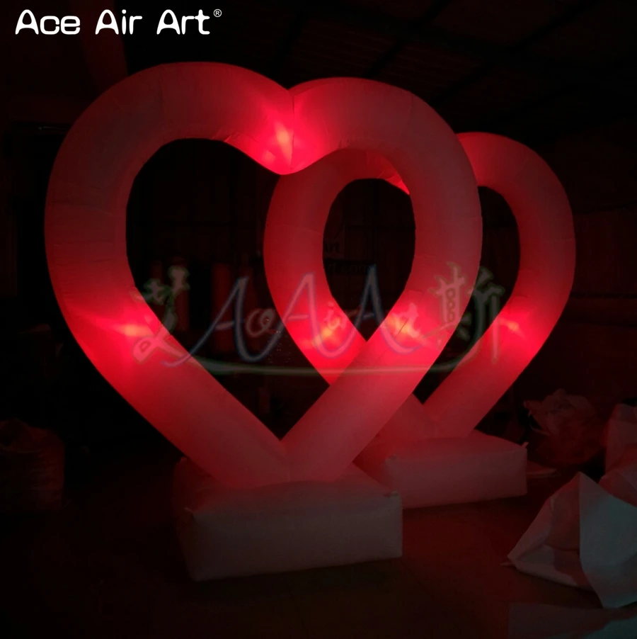 2 PCS  2.4m H glowing inflatable led heart,inflatable heart shape replica model with cube base for wedding/Velantine's Day decor