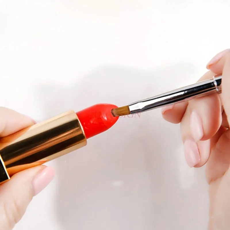 Pędzel do ust Pędzel do szminki Przenośny z pokrywką Makijaż Kobiece brwi Mini korektor Wargi Wyprzedaż