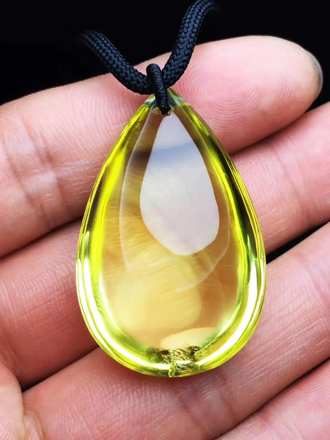 

Natural Yellow Citrine Quartz Crystal Bead Pendant Gemstone Women Men Water Drop 38x25x17mm Wealthy Bead Necklace AAAAA