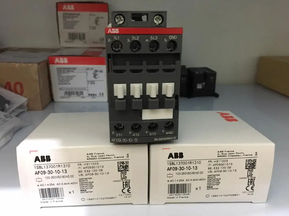 Novo contator ABB original AF09-30-10-13 / AF09-30-01-13 calorosamente por 1 ano 1 unidade