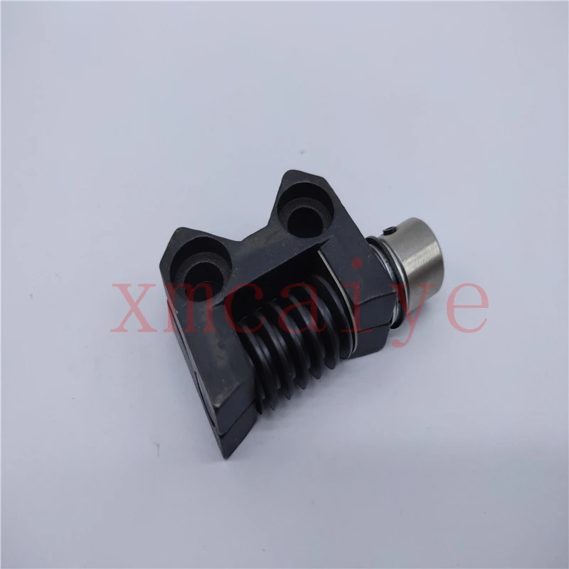 

Free shipping 2 PCS 66.010.345F adjusting worm gear offset SM102 GTO52 printing machine parts