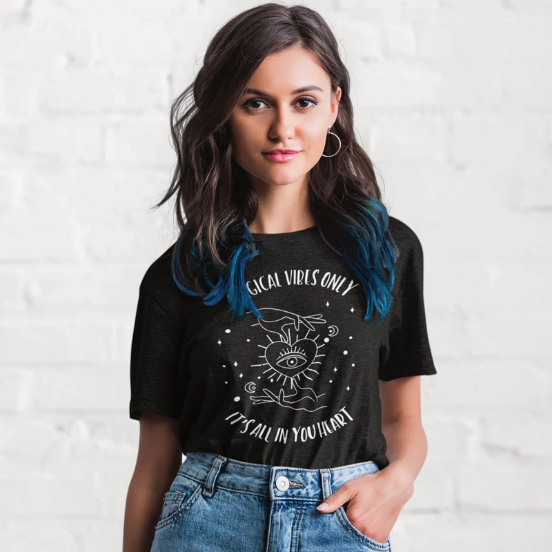 

Magical Vibes Only It's All In Your Heart T-shirt Retro Witchy Woman Graphic Tee Top Aesthetic Women Hipster Gothic Tshirt