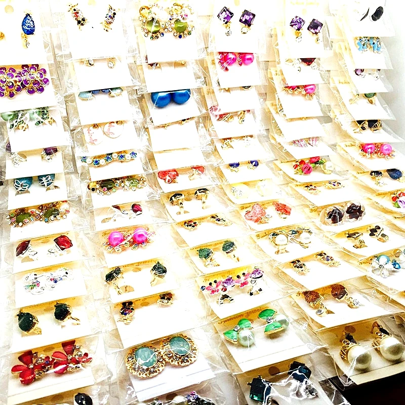 

MixMax 36 Pairs of Women Stud Earrings Fashion Rhinestone Metal Jewelry Wholesale Lot Variety of Styles Girl's Party Gifts