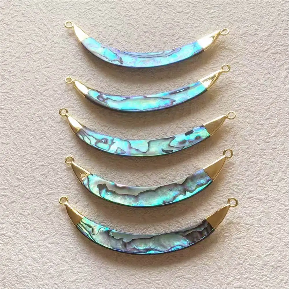 

FUWO Natural Abalone Shell Double Loops Pendant With Golden Brass Plated Fashion Personality Long Horn Jewelry For Women PD501