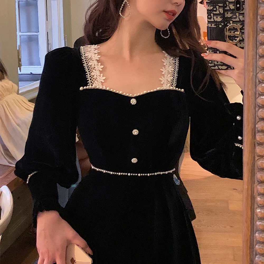 Vintage Gothic Velvet Dress Women Winter Patchwork Lace Elegant Dress Lady Casual Korean Party One Piece Dress for New Year 2022