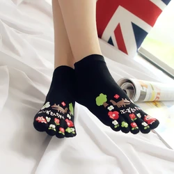 3 Pairs Five Finger Socks Ladies Cotton Cute Cartoon Short 5 Toe Socks Sweat Kawaii Novelty Socks With Separate Toes