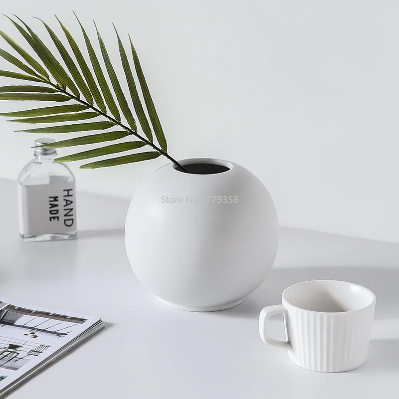Nordic Spherical Vase Ceramic Home Ornaments White Creative Flower Pot Vases Home Decorations Craft Gifts Room Decor