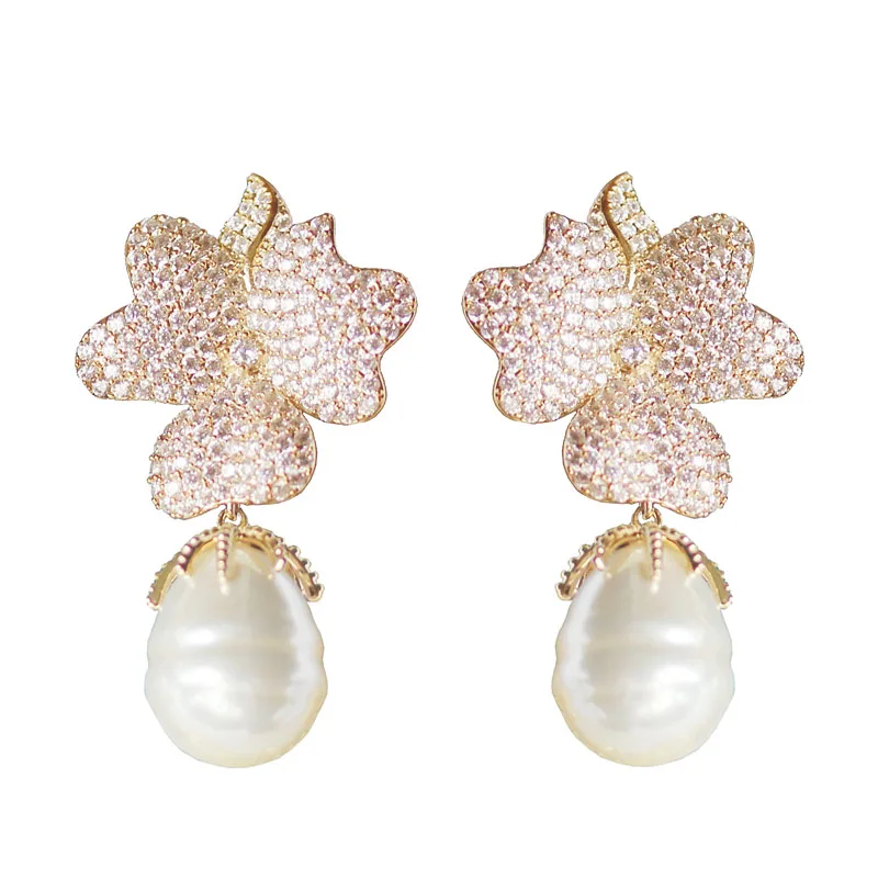 Boucles d'oreilles en forme de grande fleur blanche pour femmes, bijoux en perles irrégulières, accessoires de mariage