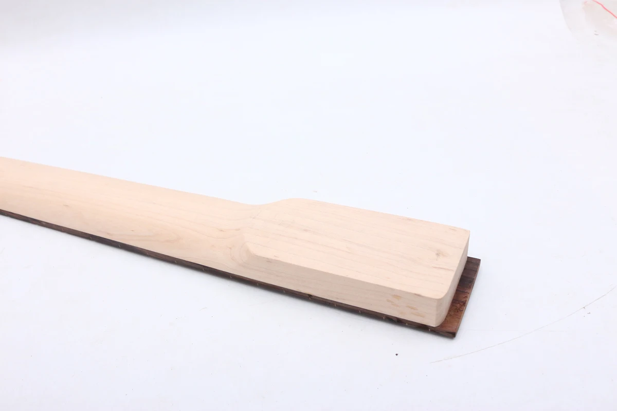 P bass guitar neck 24 fret 34 inch Maple Rosewood Fretboard dot inlay paddle head  nut width 46- heel 65mm