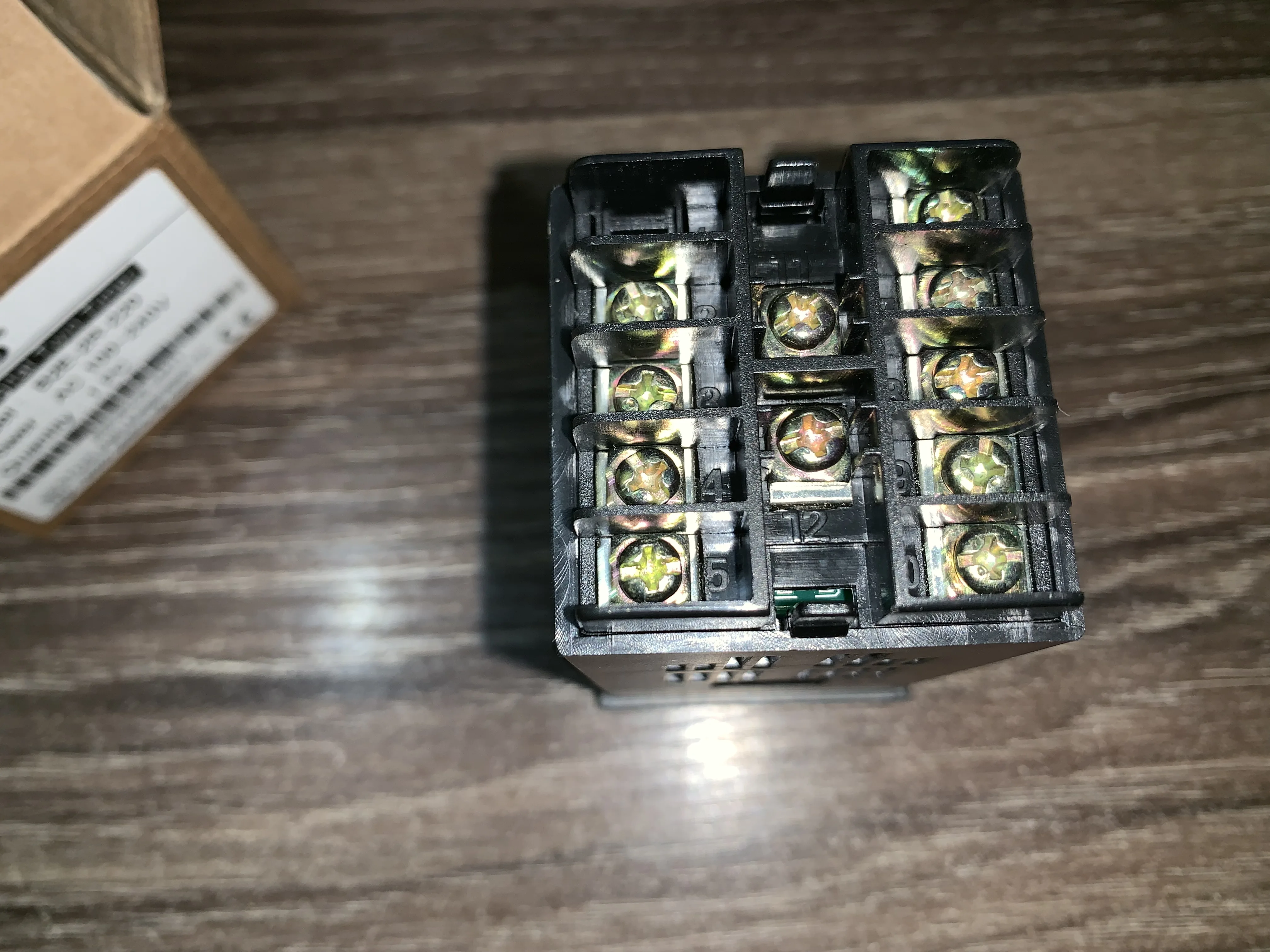 Imagem -02 - Relé de Tempo de xi Tushi Sestos B2e2r-220 Duplo Tempo Display Digital Temporizador Eletrônico Seguro Estável 100-240v