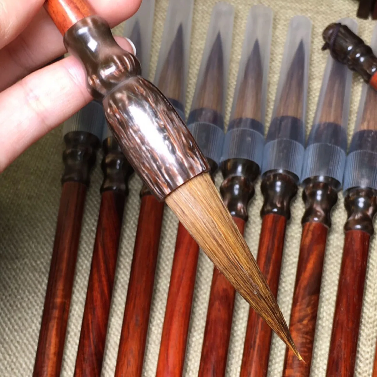 Pennello nanmu bordato in oro calligrafia forniture sala quattro tesori ramo acido insegnanti e studenti pennello da allenamento regali aziendali