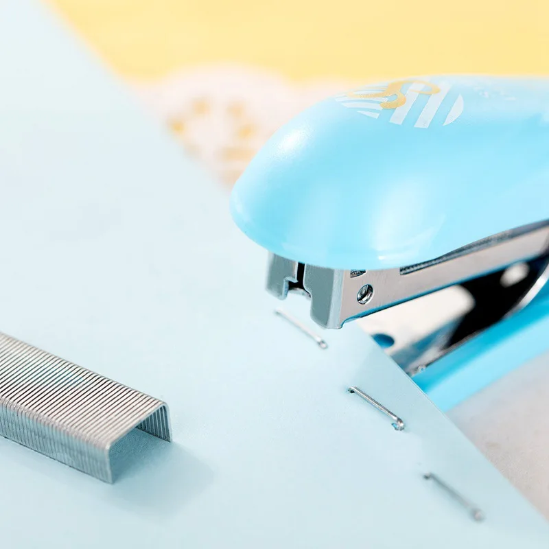 Warna Stapler Kantor Padat Bahan Mini Lucu, Stapler Kecil Mini Stapler Set dengan 10 Staples