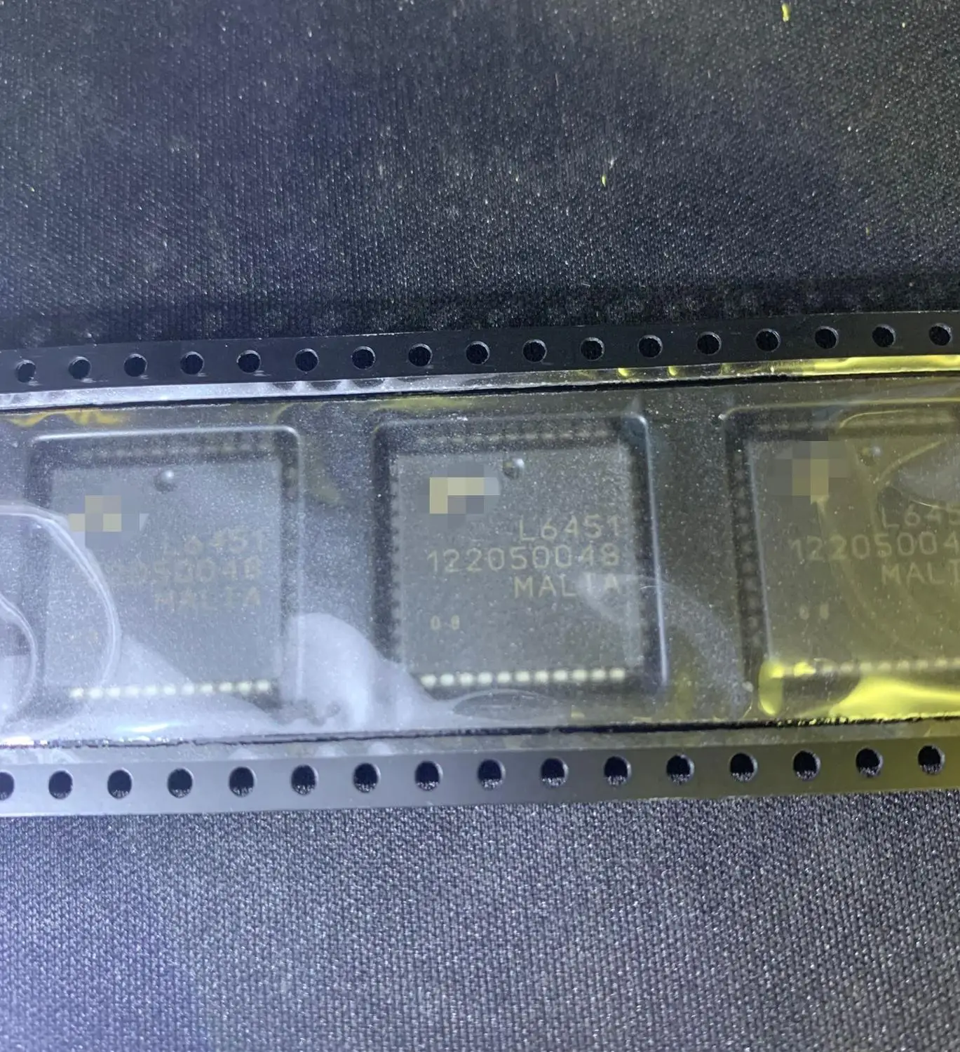 5 قطعة/الوحدة L6451 L6451013TR PLCC44 100% جديد الأصلي شحن مجاني