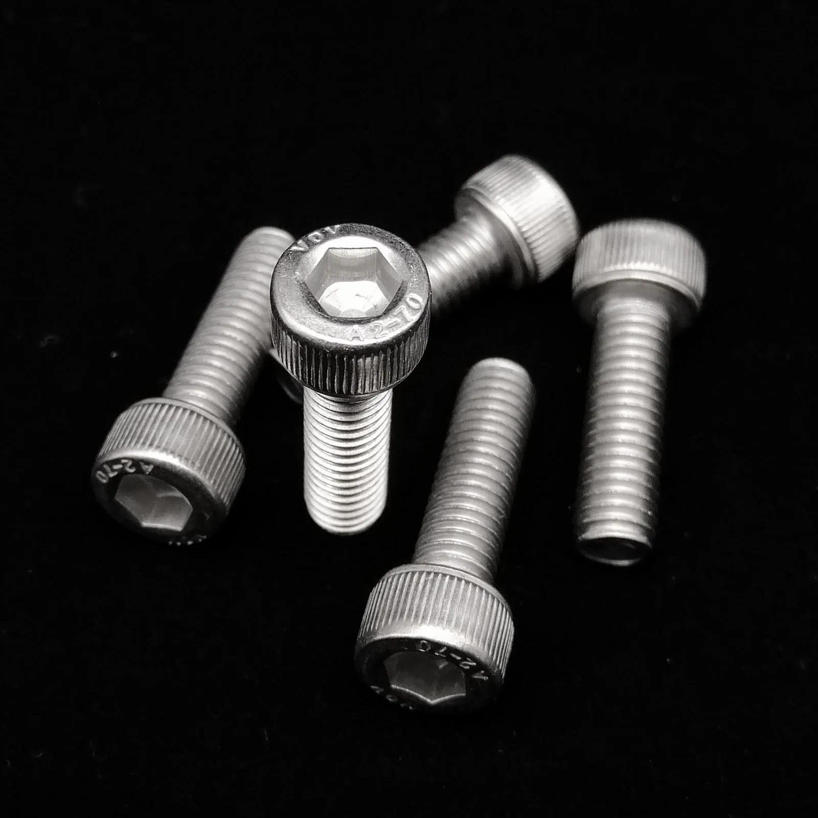 Insgesamt 400/650/1140/2100X M1,6 M2 M2,5 M3 M4 M5 304 Edelstahl Sechskant Innensechskantschraube Bolzen Mutter Set Sortiment Kit – Detail 17