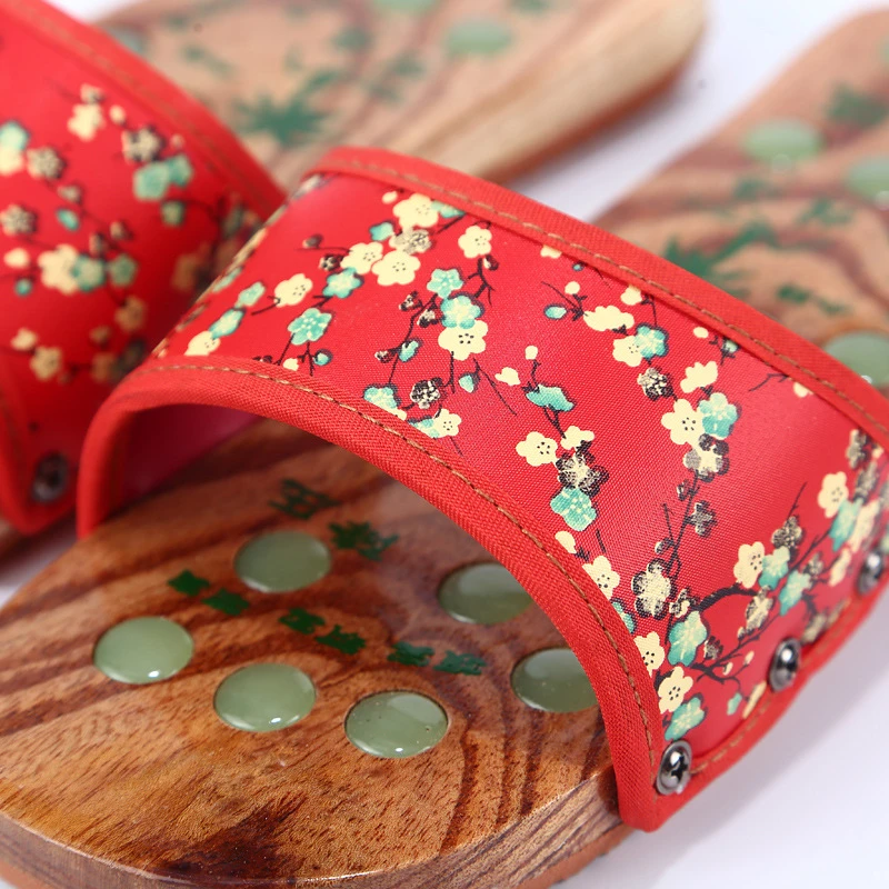 

Chinese Medicine Pedicure Acupressure Massage Slippers Wooden Health Clogs Couple Summer Home Leisure Indoor Shoes Men Women