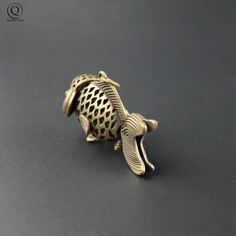 Handmade Copper Hollow Carp Pendant Car Keychain Hanging Women Handbag Decorations Ornament Copper Fish Necklace Pendant Keyring