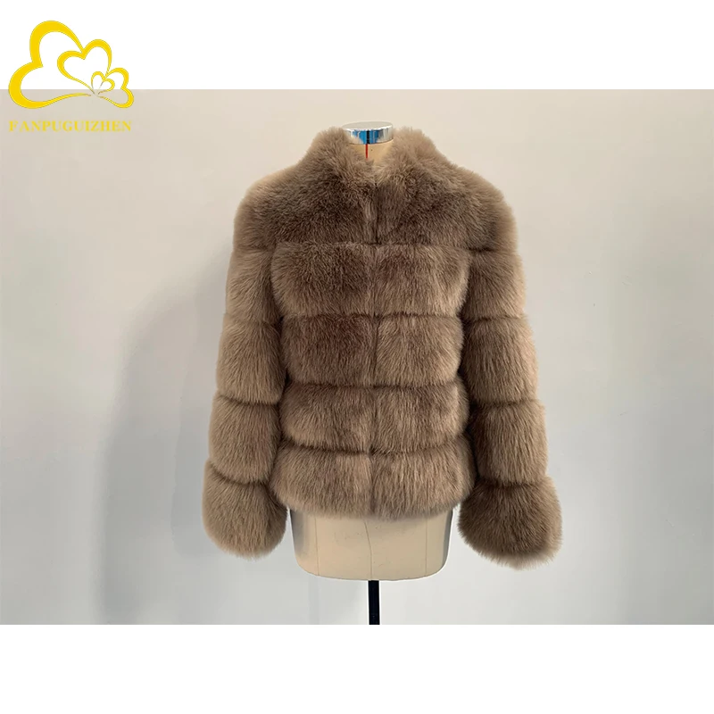 Рисунок 3 - Женское пальто из искусственного меха