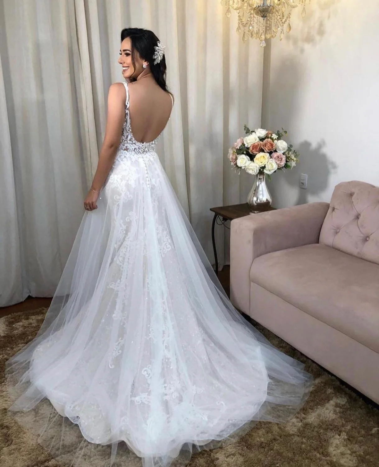 Vestido de casamento a linha tanque com decote em v rendas apliques lantejoulas sem costas tule até o chão trem varredura elegante vestidos de noiva novo