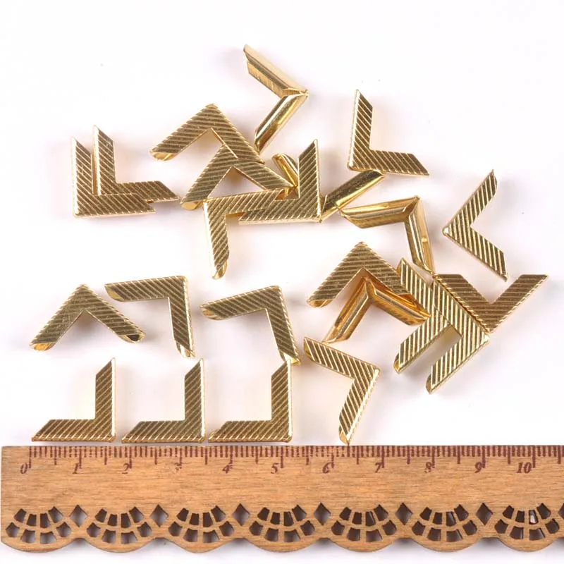 striped Golden Metal Corners For Books Scrapbooking Photo Albums Menus Crafts DIY 50pcs 17x17x3mm CP2390