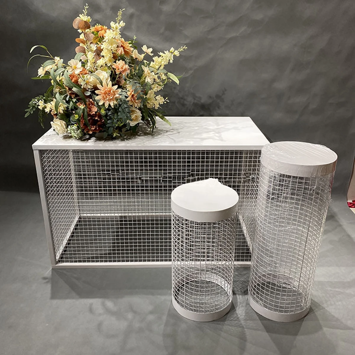 3pcs/set)Wedding supplies white metals cake cylinder plinth pillar wire mesh pedestal stand metal display racks AB0924