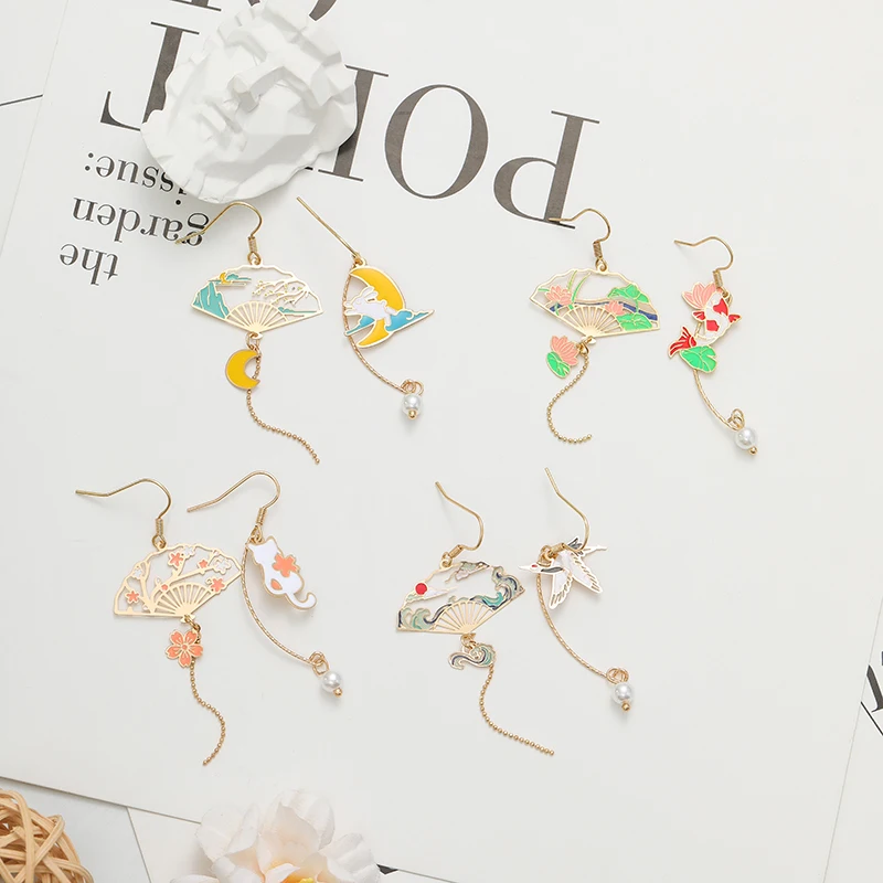 Original Palace Restoring Ancient Ways Fan Earrings Special Temperament Earrings Asymmetric Rabbit Cute Cat Ear Pierced Earrings