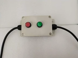 New arrival easy operation mini red green LED traffic light manual control button