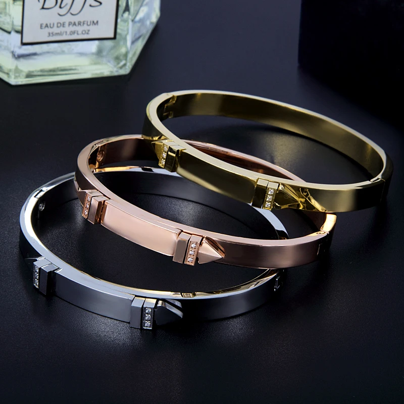 Brand Luxury Gold Color Rivet Bracelets Stainless Steel Bangles Shiny Crystals Pulseiras Custom Wholesale Dropshipping