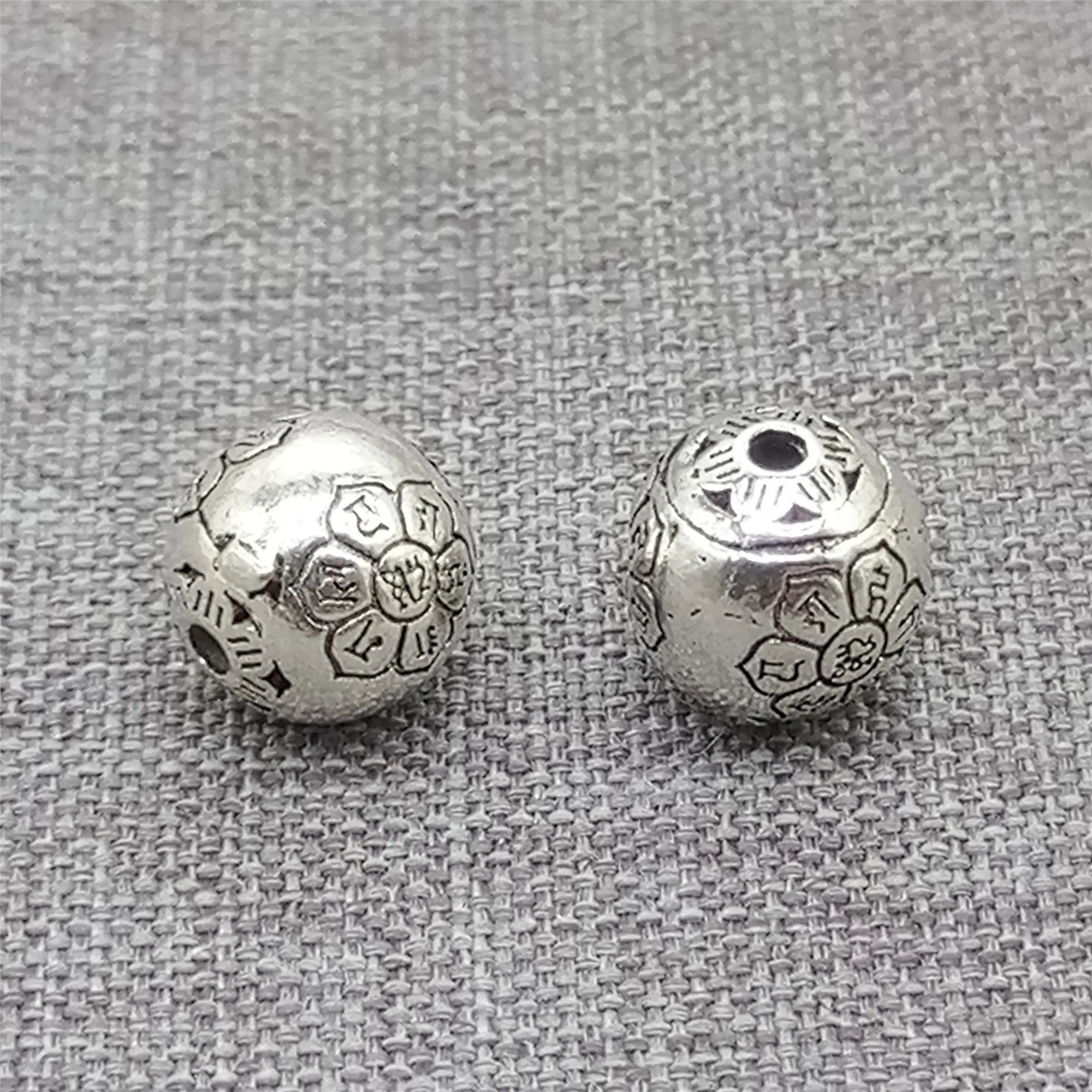 2pcs of 925 Sterling Silver Om mani padme hum Round Beads w/ Lotus Design 8mm 12mm