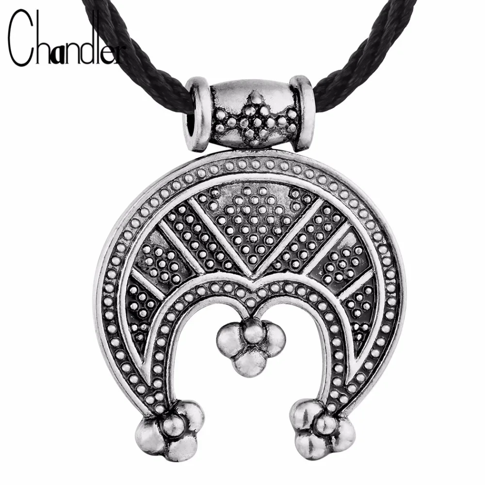 Chandler Gothic Tricorn Lunula Pendant Necklace Male Protective Amulet Crescent Moon Viking CharmHis Colier