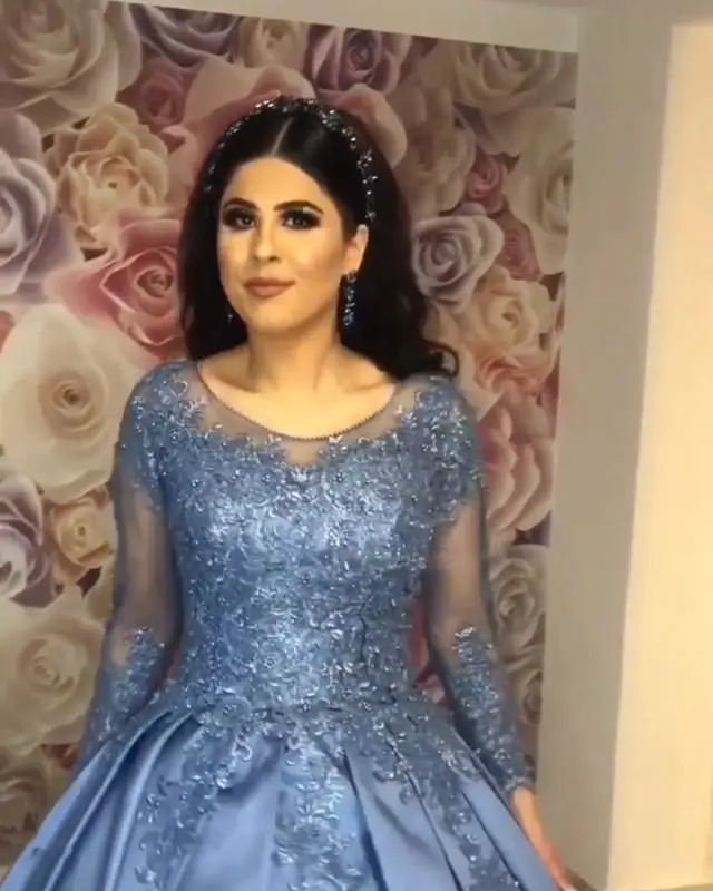 Vintage มุสลิม2019 Blue Lace ชุดเดรสแขนยาว Puffy Ball Gowns Saudi คำพรหม Gowns Lace Up Vestido formatura