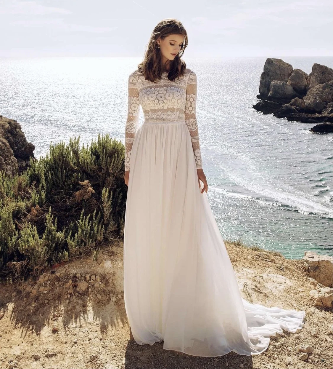 Abito da sposa bohemien A-Line O-Collo Manica lunga Ricamo in pizzo Sweep Train Abito da sposa principessa Abiti da Noiva Personalizzato