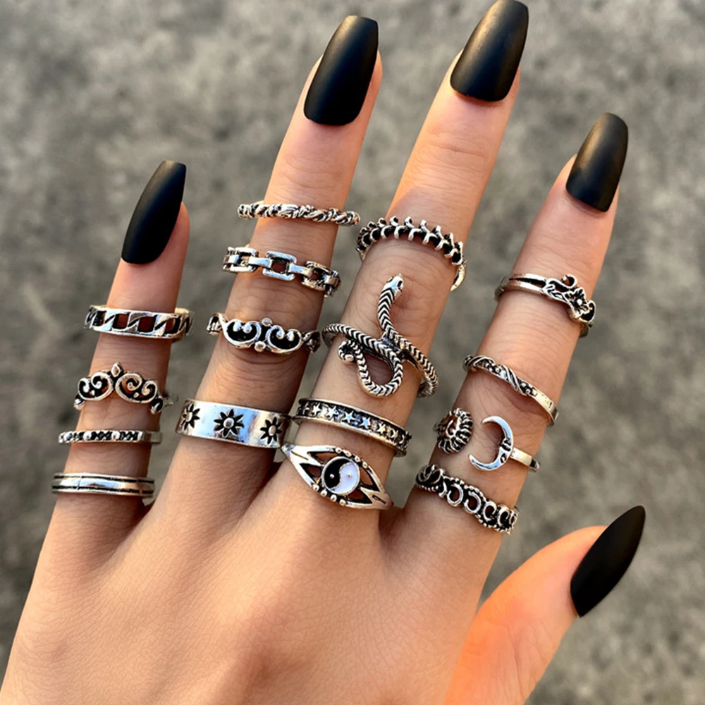 Punk Gothic Butterfly Snake Chain Ring Set for Women Black Dice Vintage Silver Plated Retro Rhinestone Charm  Finger Jewelry