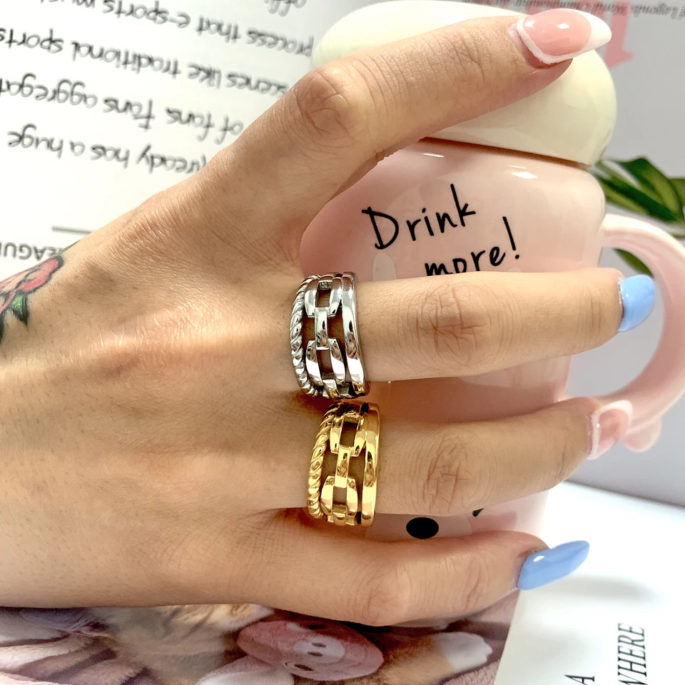 New Luxury Women Weaving Twisted Gold Color Wedding Rings Stainless Steel Anillos Joyas De Mujer Jewelry Wholesale Drop Shipping