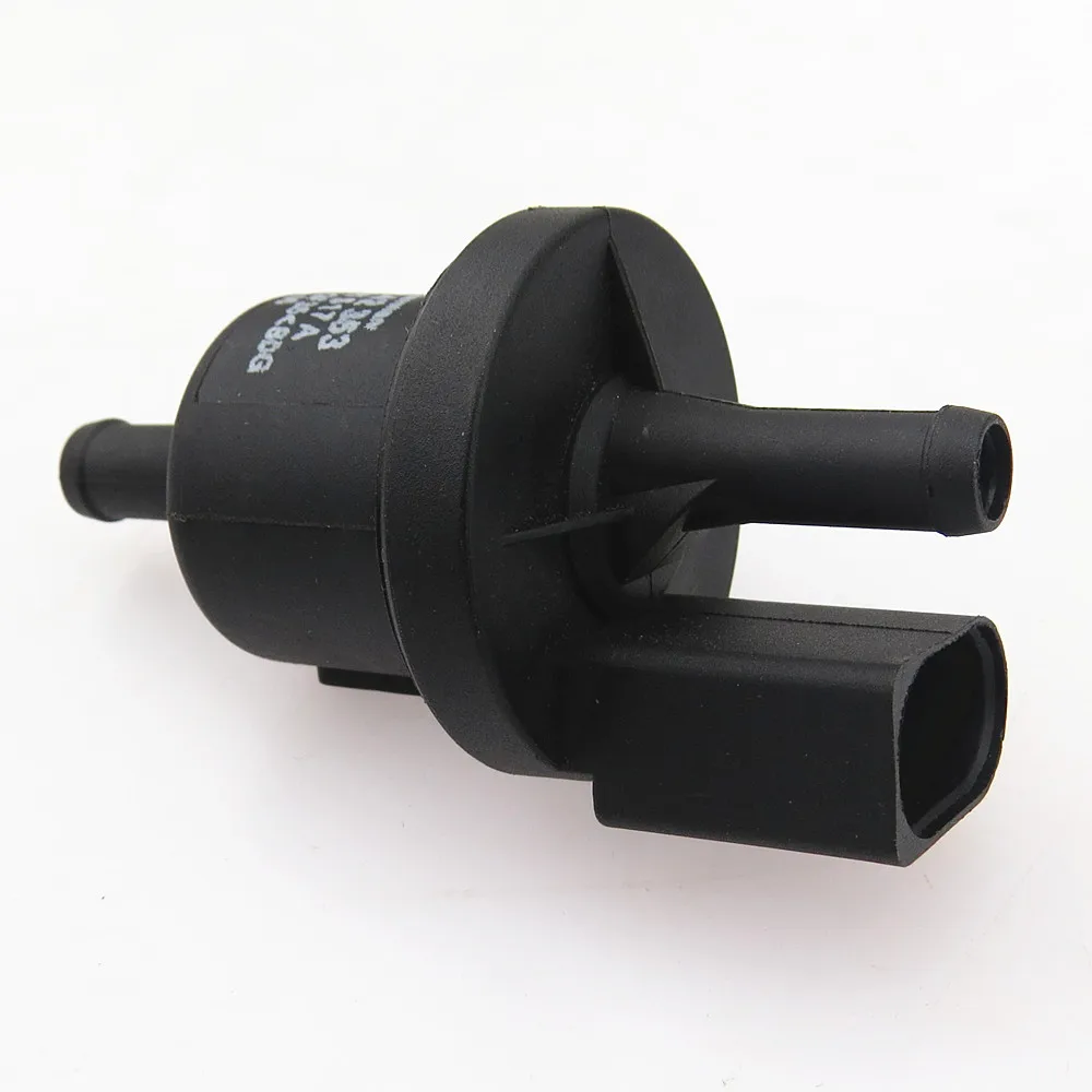Carbon Canister Exhaust Valve Solenoid Valve For Audi A3 A4 A6 A8 S4 TT VWJetta Golf Beetle Passat Touareg 0280142353 1C0906517A