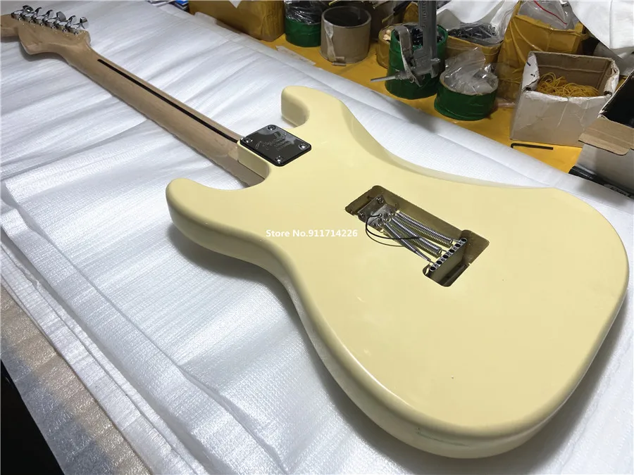 Classic signature vintage cream yellow 6 string electric guitar fluted maple xylophone neck free of shipping