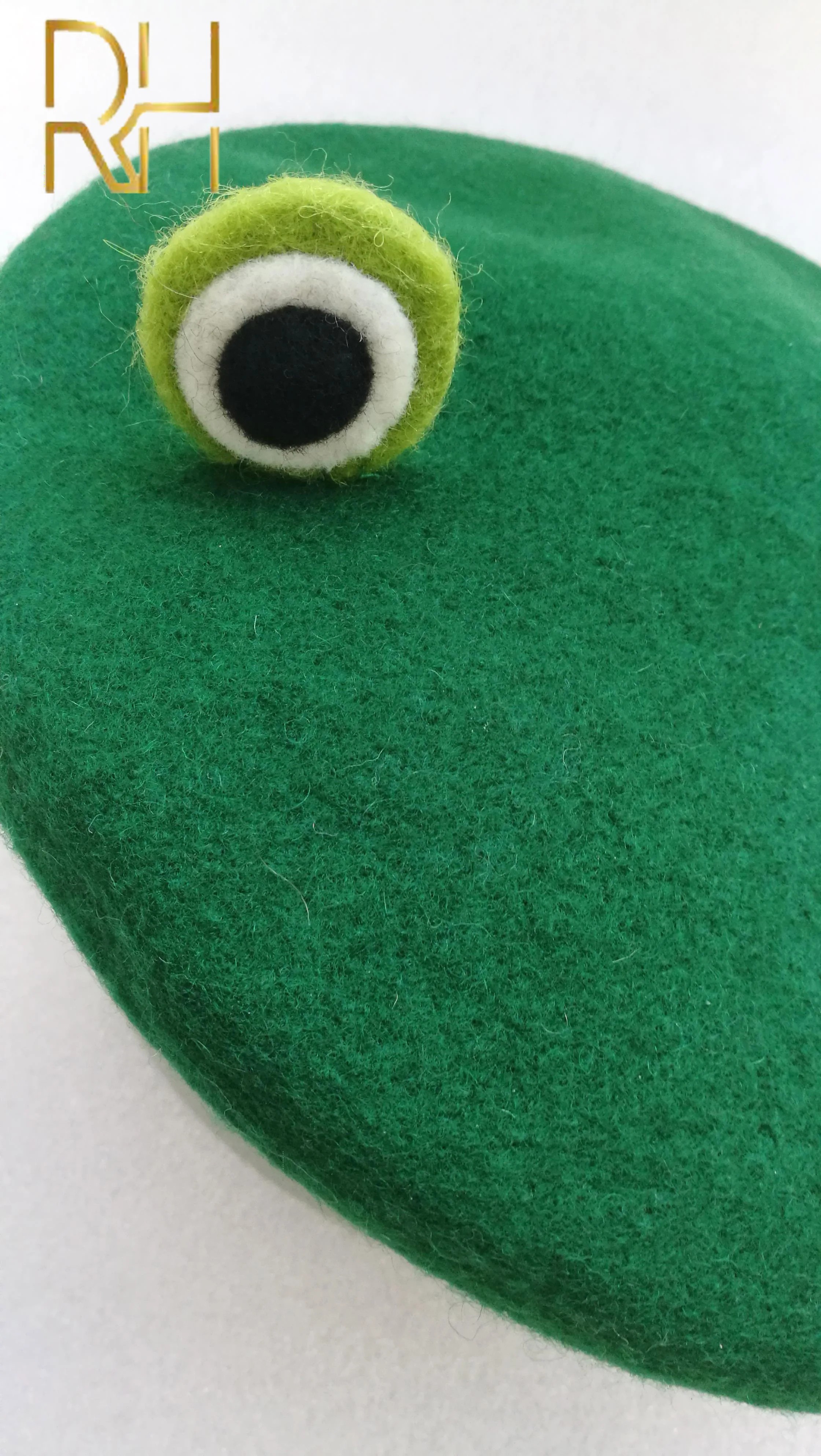 New Cute Frog Big Eye Wool Beret Girls Women Painter Hat Fresh Novelty Gift Green Handmade French Berets