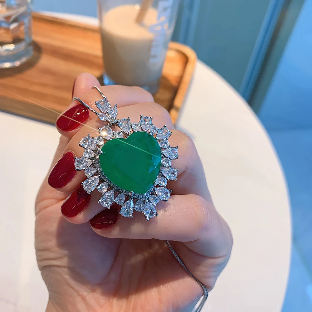 Charms 20*20mm Hear-Shaped Paraiba Tourmaline Emerald Lab Diamond Gemstone Pendant Necklace for Women Wedding Party Fine Jewelry