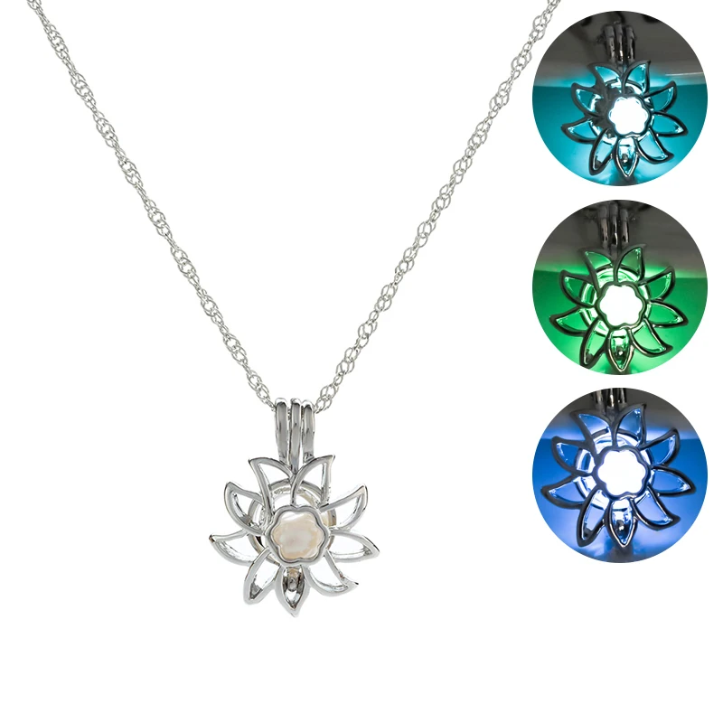 In The Dark shine Luminous Pendant Necklace 3 color sunflower pattern Luminous Pendant Necklace Jewelry women Halloween Gifts