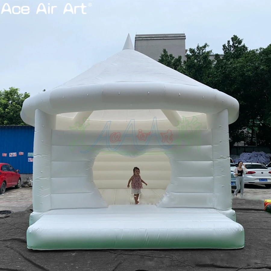 

Customized Heart-shaped Inflatable Wedding Bounce House Jumping Pavilion For Outdoor Activities Made By Ace Air Art